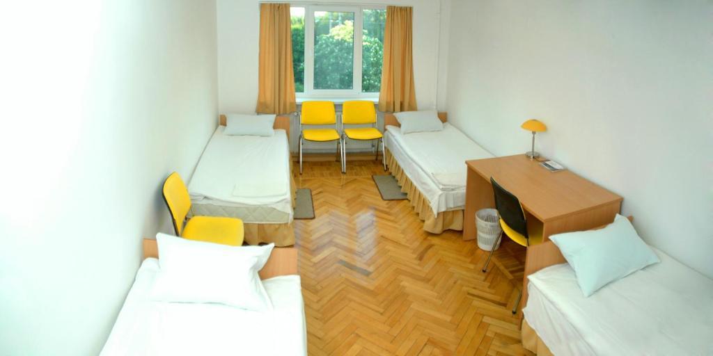 Yellow House Hostel Lwów Pokój zdjęcie